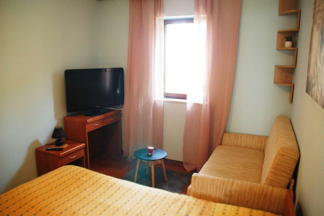 Studio Apartman Ziganto Ичичи Экстерьер фото